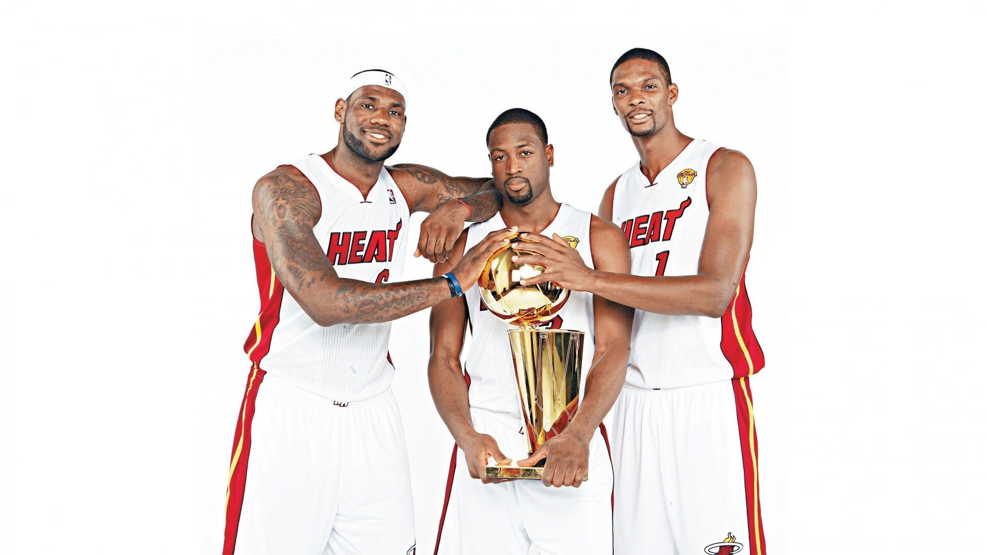 法甲：巴黎5-1大胜蒙彼利埃，姆巴佩传射建功，巴黎2比0蒙彼利埃